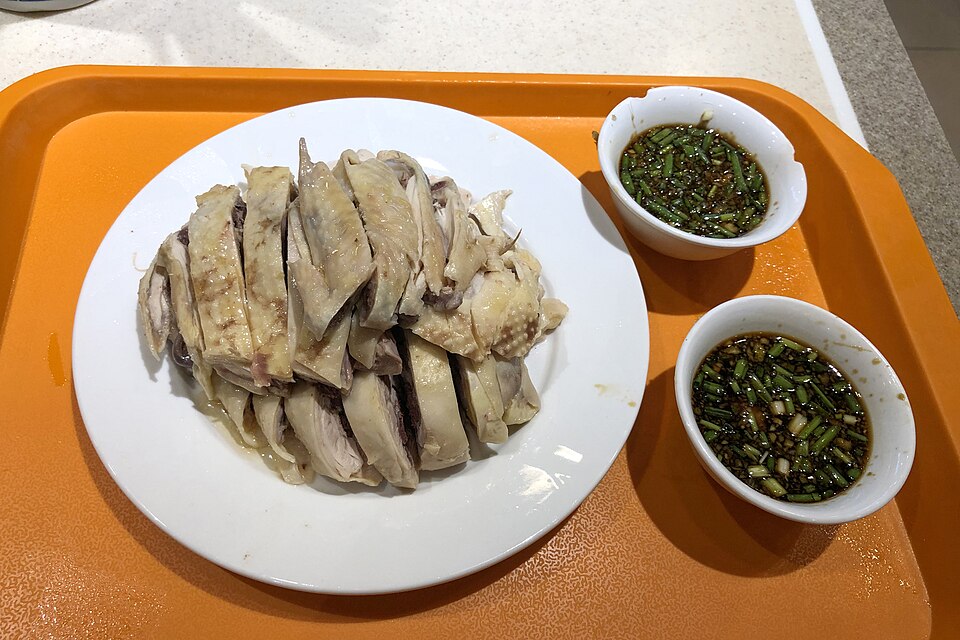 Gà ta luộc lá chanh
